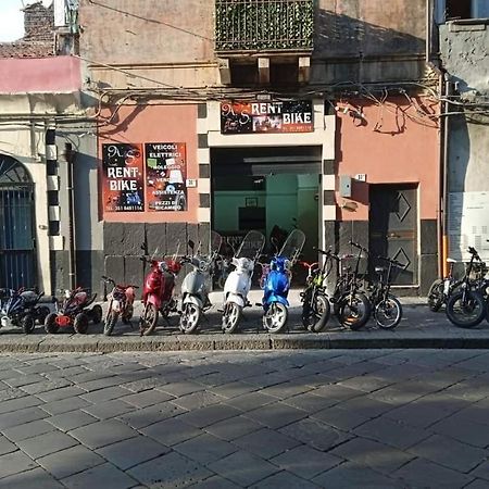 House Holidays A.S. Rooms Catania Bagian luar foto
