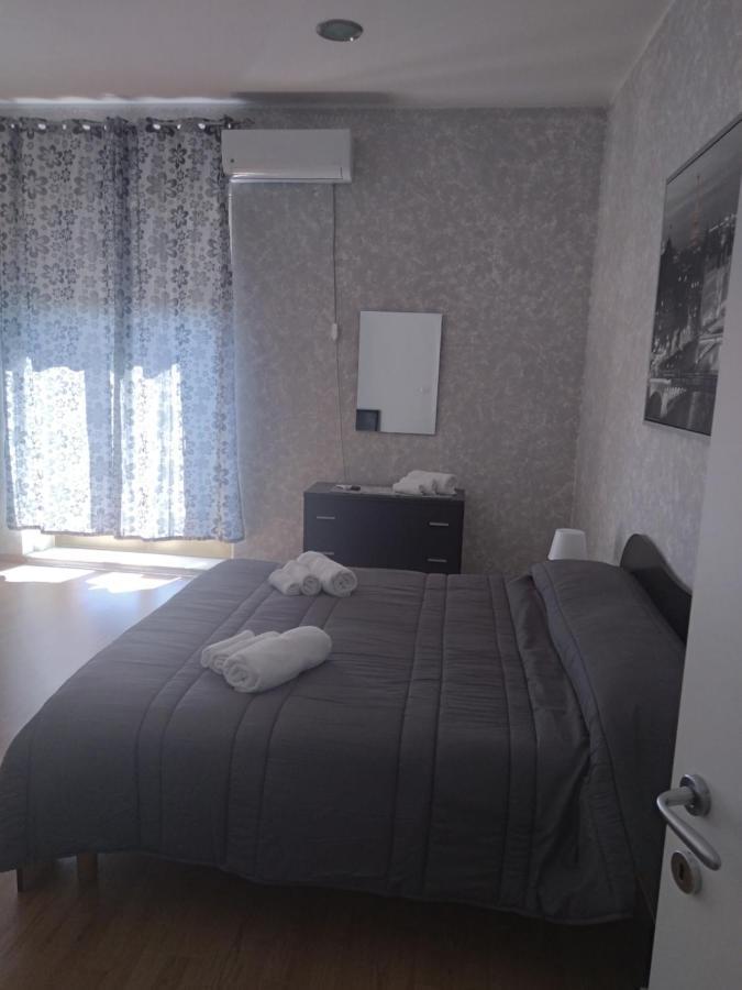House Holidays A.S. Rooms Catania Bagian luar foto